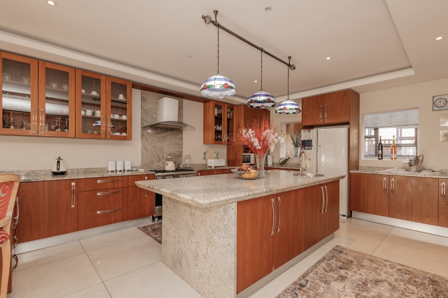 4 Bedroom Property for Sale in Baronetcy Estate Western Cape